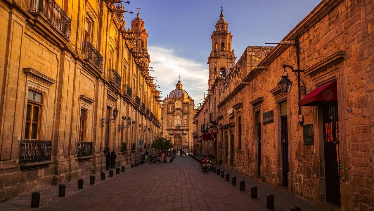 Holiday Inn Express Morelia Centro Historico Buitenkant foto